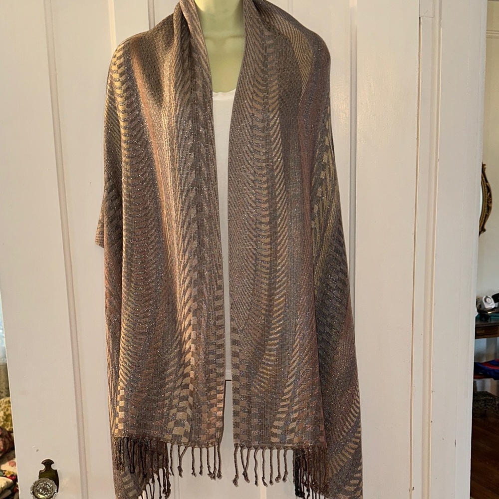 CollectionEighteen‎ Gray, Brown & Tan/ Silver Metallic Threads Woven Shawl/Wrap